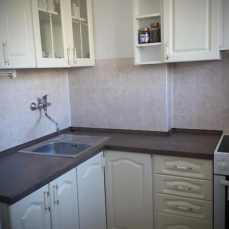 Harmony Hall Apartments Hradec Králové Buitenkant foto