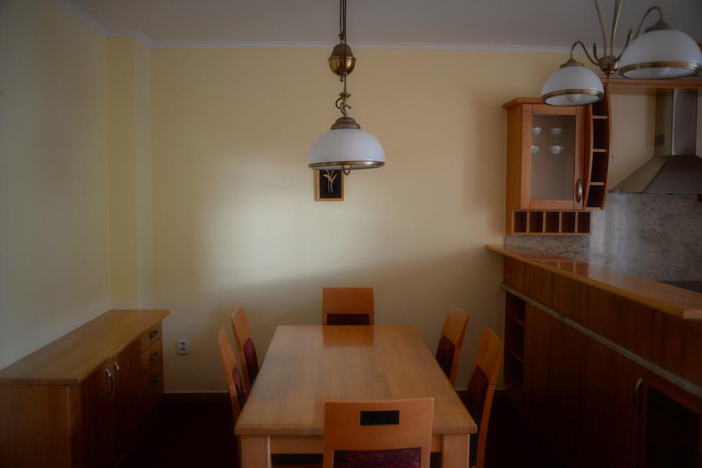 Harmony Hall Apartments Hradec Králové Buitenkant foto