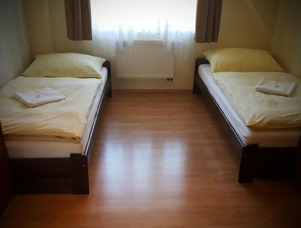 Harmony Hall Apartments Hradec Králové Buitenkant foto